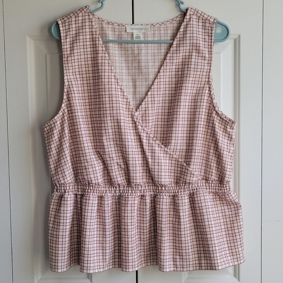 TREASURE & Bond textured cream and red cross front peplum grid tank - Picture 8 of 8